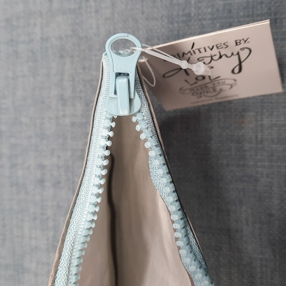 Coin Purse Wallet Post Consumer Recycled Material Barely Squeakin' By Mouse Mice - Picture 3 of 5